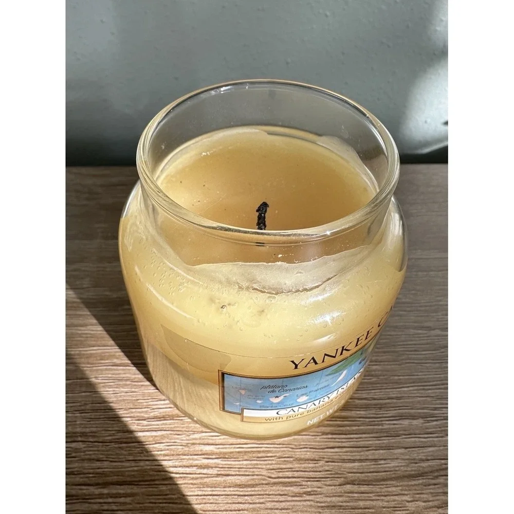 YANKEE CANDLE CANARY ISLAND BANANA 3.7 oz Single‎ Wick Jar RARE